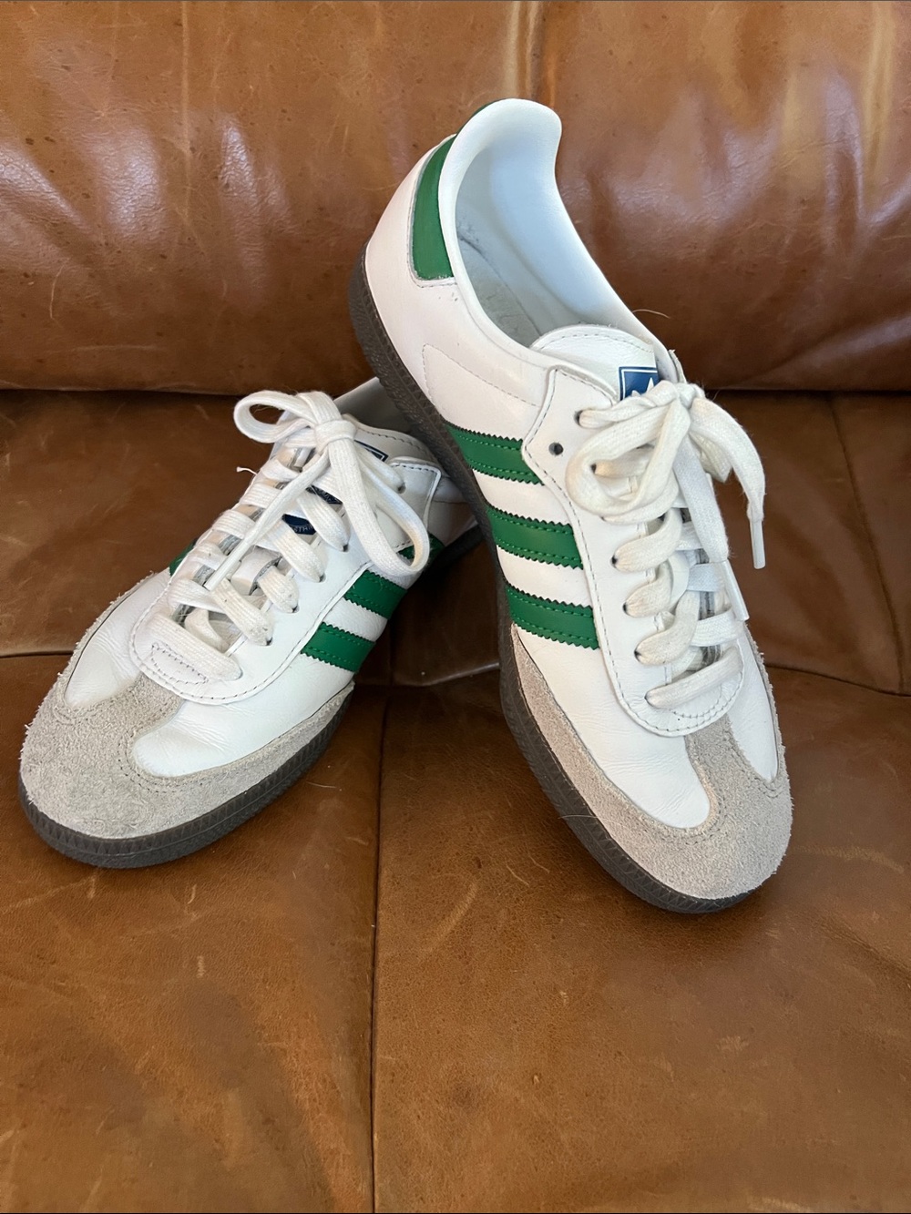 Adidas Samba White and Green Leather Sneakers Men 6 women 7/7.5